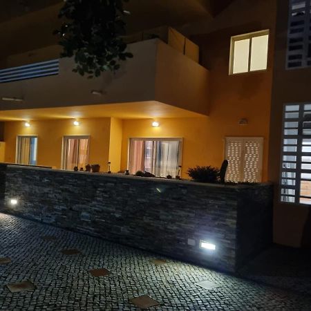 Marinho - 2 Bedroom 2 Bathroom Ground Floor Apartment With Communal Pool And Gardens Conceicao  Exterior photo
