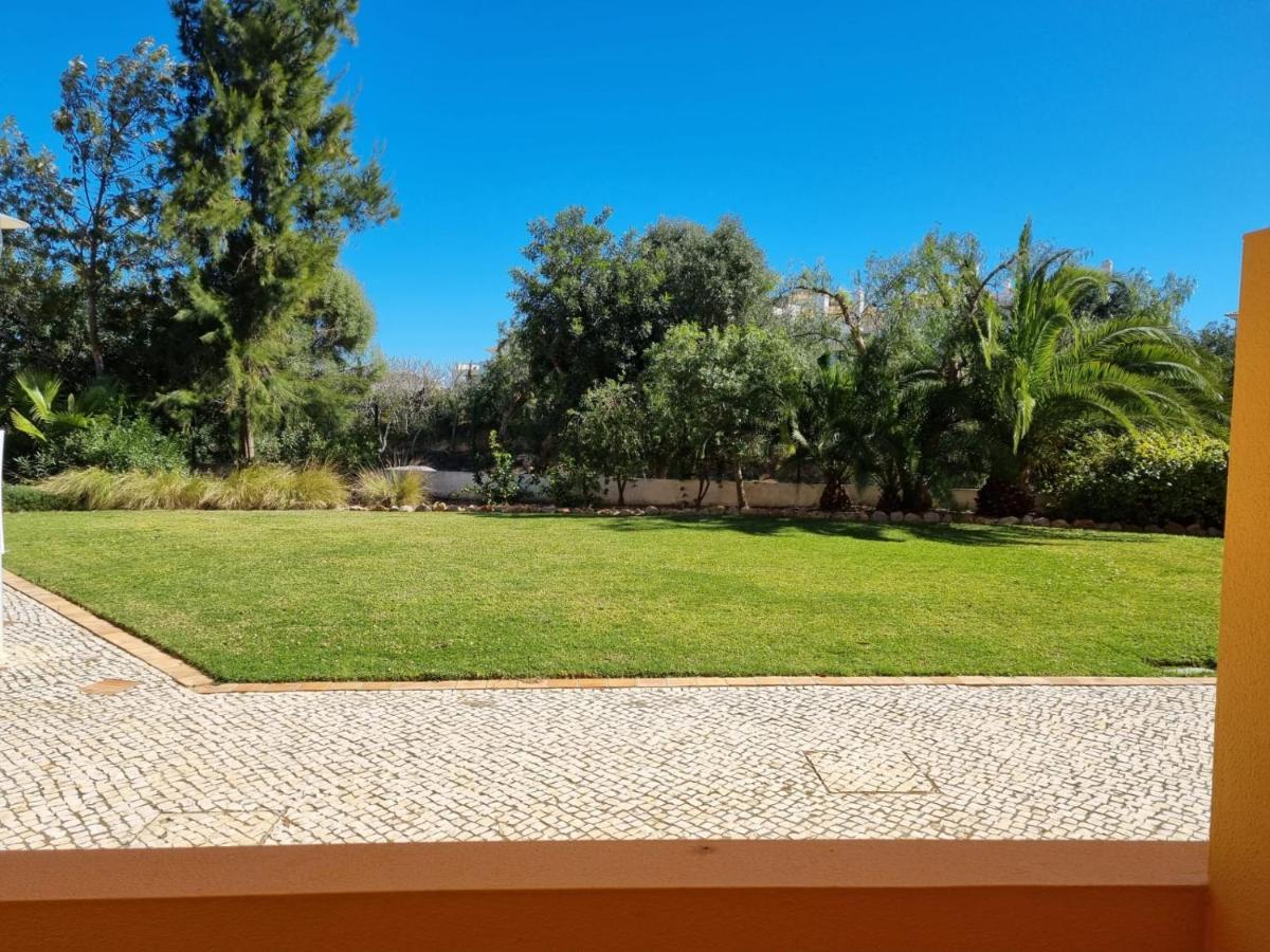Marinho - 2 Bedroom 2 Bathroom Ground Floor Apartment With Communal Pool And Gardens Conceicao  Exterior photo